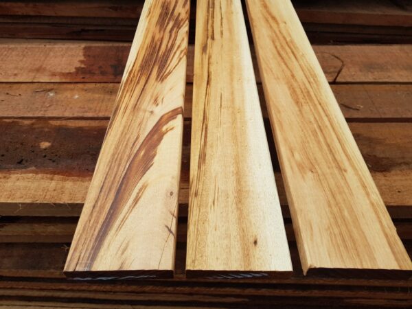 Deck de Muiracatiara (Maracatiara) Comercial